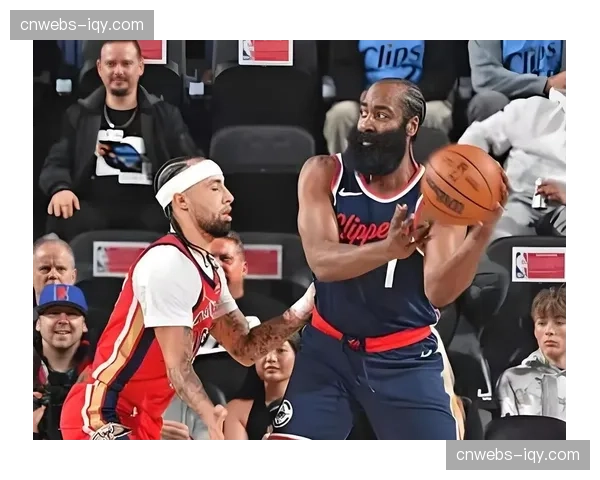 NBA下半程格局深度解析：东西部排名剧变，攻防效率成季后赛关键指标