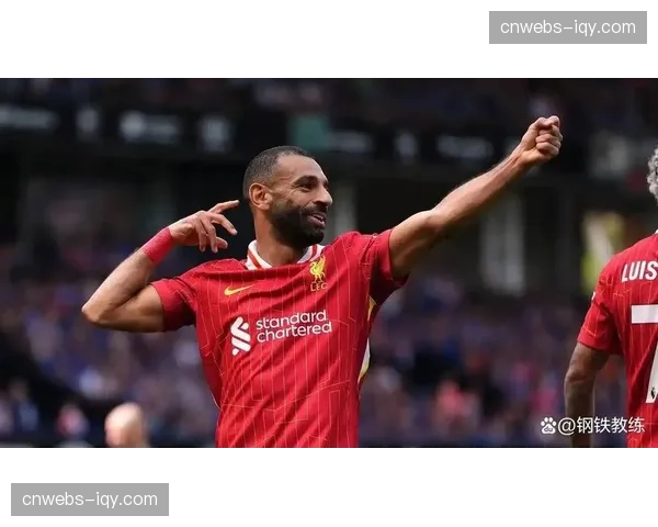 特写：萨拉赫错失单刀后难以置信的眼神。